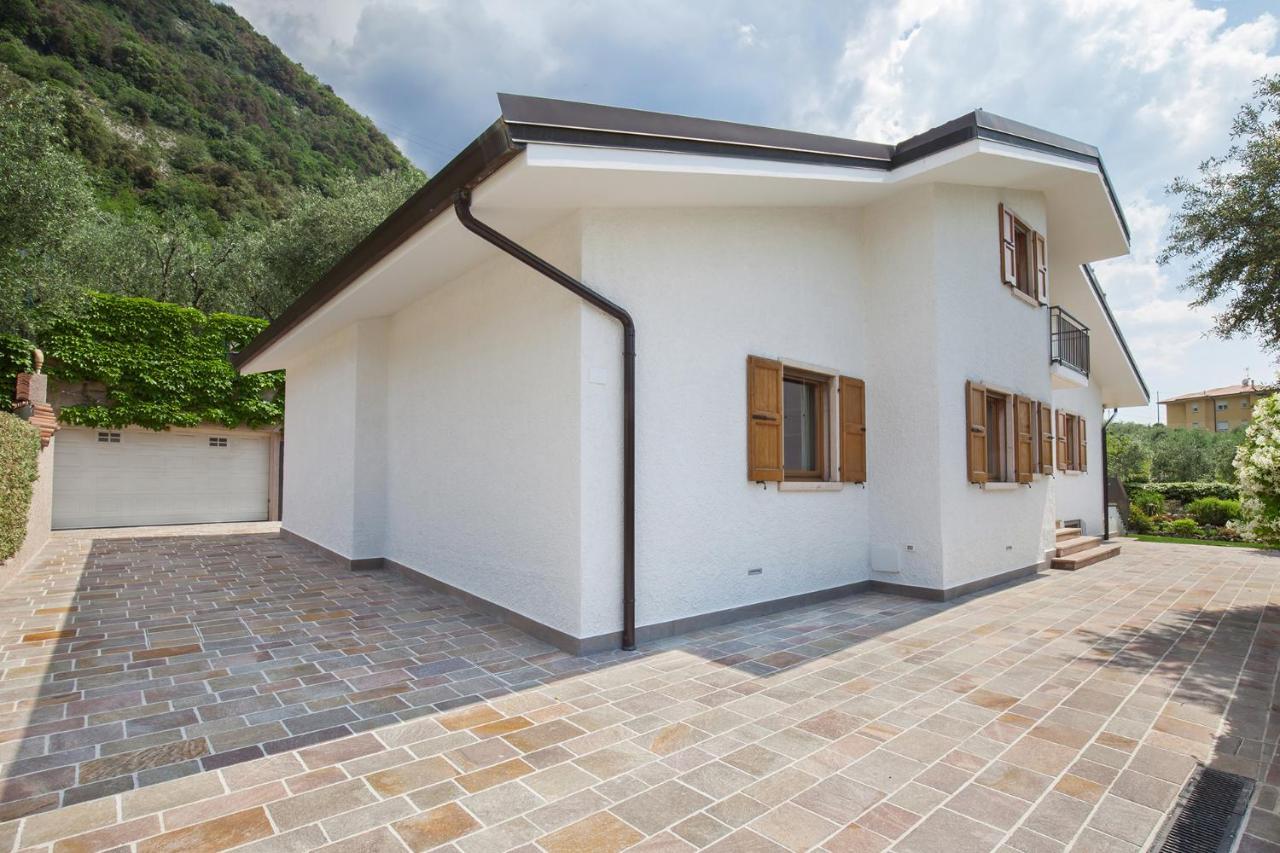Villa Fani-Wellness & Relax Malcesine Buitenkant foto
